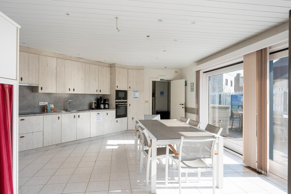 Villa Miami Middelkerke: ruime wellnessvilla voor 20 personen op 500m van zee - thumbnail 4