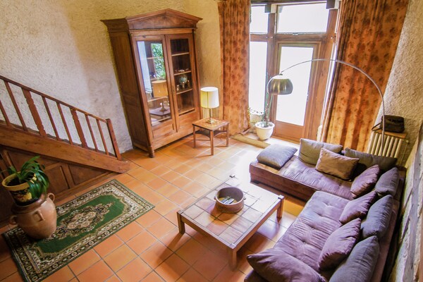 Authentiek landhuis voor 16 personen met privézwembad aan golfbaan - thumbnail 3