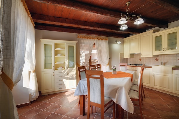 Casa Silvano: Ruim vakantiehuis met verwarmd zwembad in Istrië, Kroatië - thumbnail 5