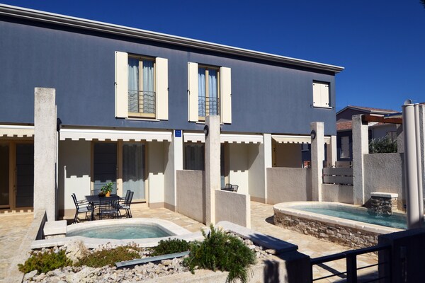 Villa Blue 1: Moderne villa met privézwembad op 400m van zee in Banjole, Istrië - thumbnail 3