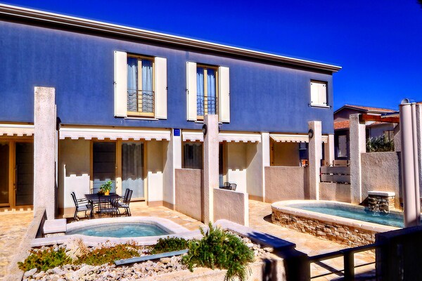 Villa Blue 2: Stijlvol vakantiehuis met terras op 500m van strand in Banjole - thumbnail 6