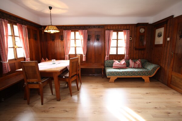 Authentiek landhuis in Eben im Pongau, direct aan bos en piste - thumbnail 2