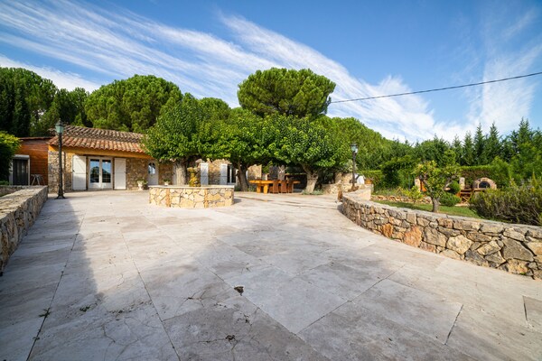 Natuurstenen villa met privézwembad in de Provence - thumbnail 6