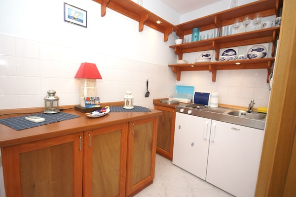 Knus appartement in Vis, 500m van zee en centrum - thumbnail 6