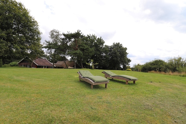 Luxe villa op Landgoed de Klimberg in Rheezerveen voor 9 personen - thumbnail 3