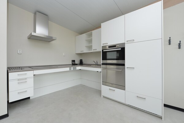 Sea Lodges Bloemendaal 4 – Luxe strandhuis met zeezicht en hond - thumbnail 3