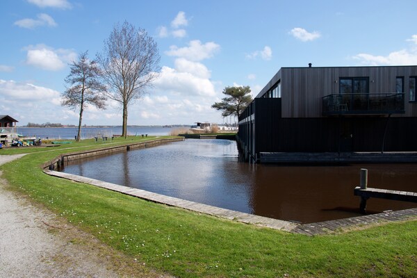 Appartement met vrij uitzicht over de Langweerderwielen in hartje Friese Meren - thumbnail 1