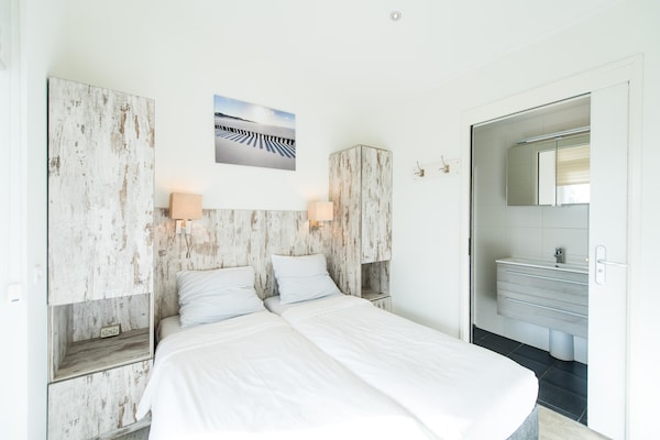 Stijlvolle Duinlodge Boomhiemke 7 – huisdiervriendelijk genieten op Ameland - thumbnail 3