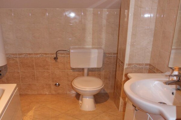 Ruim eilandappartement op Lopud met dakterras en zeezicht - thumbnail 5