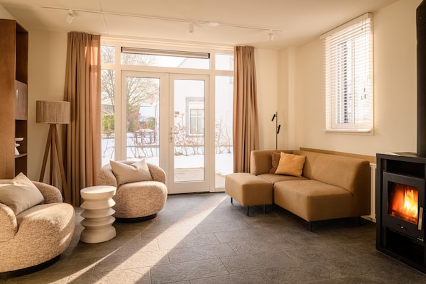 Ruime designvilla met sauna en bubbelbad voor 12 personen in groen Maastricht - thumbnail 1