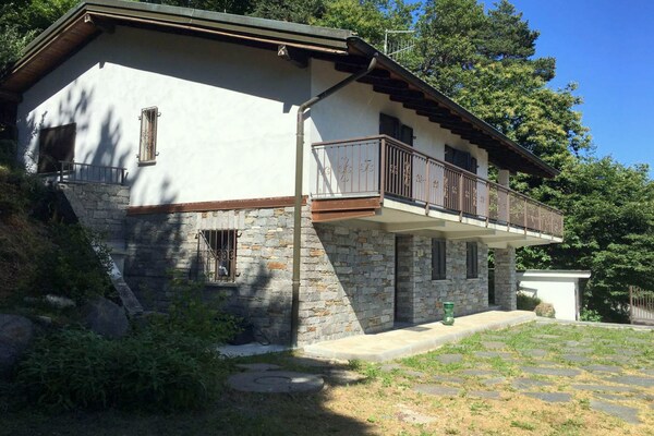 Casa Antonia: vrijstaand huis met grote tuin bij Lago Maggiore - thumbnail 2
