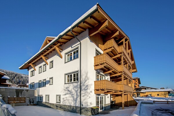 Aan de piste: Ruim appartement voor 10 personen in Brixen im Thale - thumbnail 6