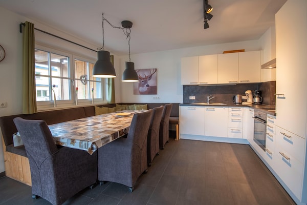 Aan de piste: Ruim appartement voor 10 personen in Brixen im Thale - thumbnail 3