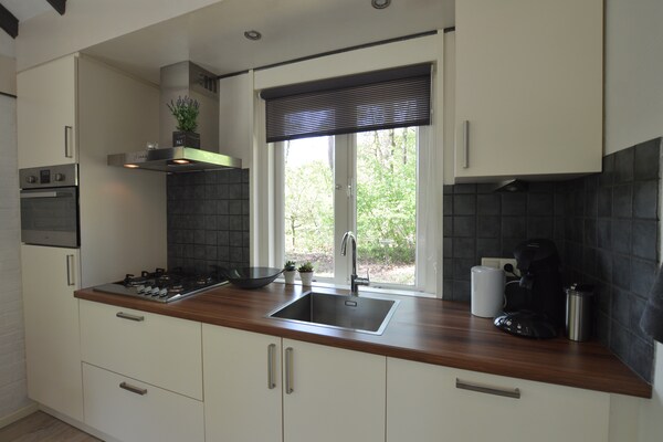Romantisch landgoed met sauna, tuin en golf in Limburg - thumbnail 3