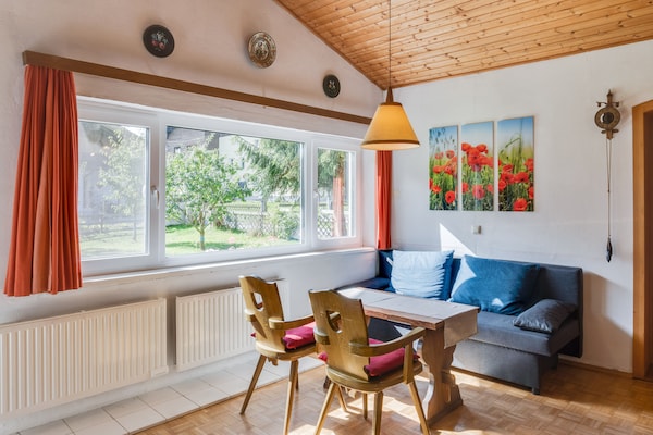 Ruim vrijstaand chalet voor 8 personen aan de bosrand bij Maishofen - thumbnail 2