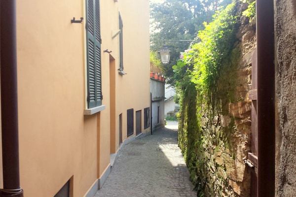 Licht appartement Casa Marina met uitzicht op Lago Maggiore in Ghiffa - thumbnail 4