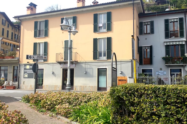 Licht appartement Casa Marina met uitzicht op Lago Maggiore in Ghiffa - thumbnail 2