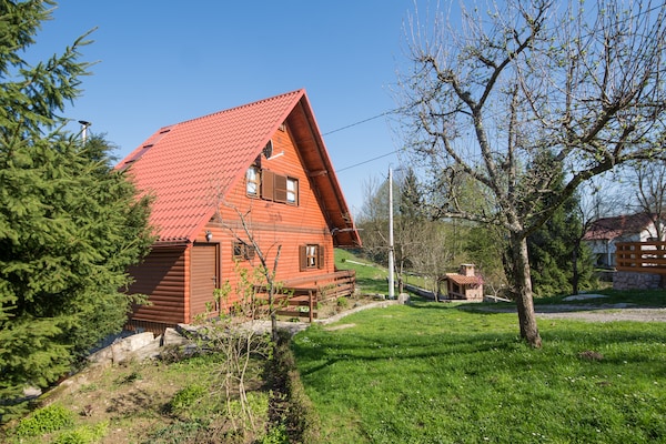 Ruim vrijstaand vakantiehuis voor 10 personen met privézwembad in Brod Moravice - thumbnail 4