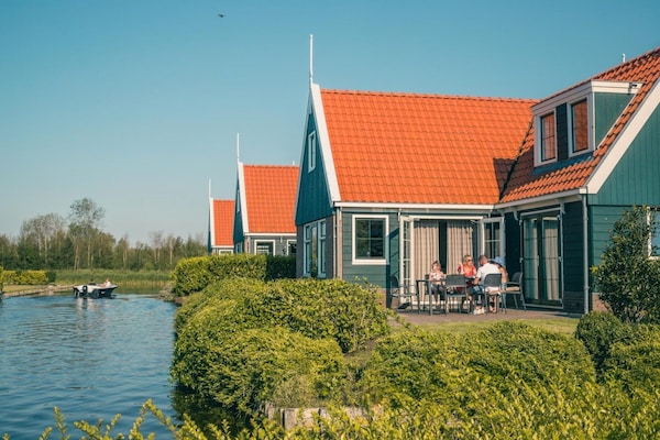 Authentiek Zaans chalet met privétuin in West-Graftdijk - thumbnail 1