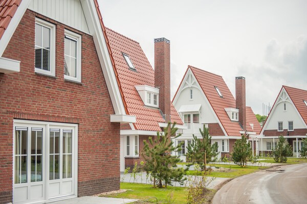 Elegante jaren 30-villa met privétuin, 3 slaapkamers en badkamers in Dishoek - thumbnail 6