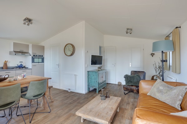 Vrijstaande bungalow op Vakantiepark Sandberghe voor 5 personen - thumbnail 1