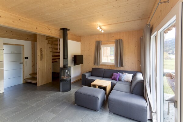 Chalet 25a: Ruim vrijstaand chalet voor 9 personen direct aan de piste - thumbnail 6