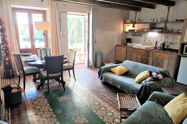 Authentiek landhuis met zwembad en tuin in Frontenay-sur-Dive - thumbnail 4