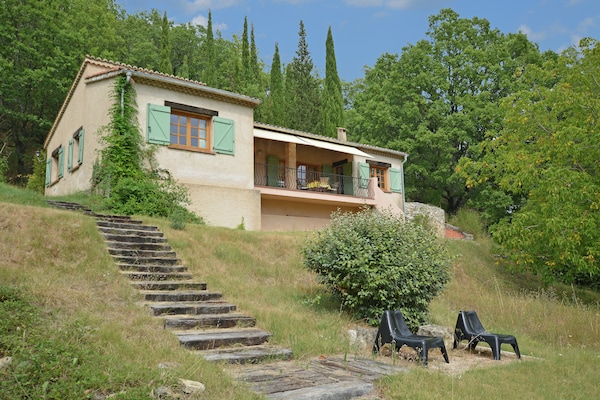 villa-vue-ampus