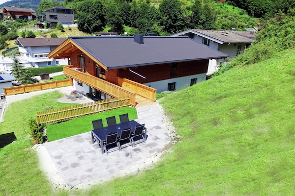 Centraal gelegen chalet in Piesendorf direct aan de piste - thumbnail 3