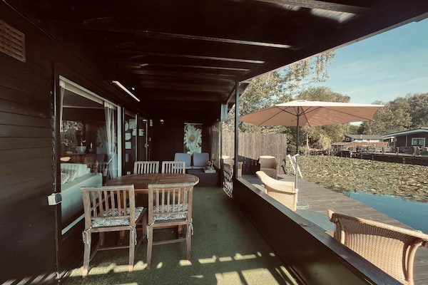 Vijverzicht – Modern vakantiehuis aan het water in Geel - thumbnail 5