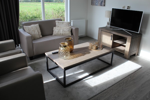 Luxueuze vrijstaande bungalow Biebosch op resort in Zuid-Limburg - thumbnail 3