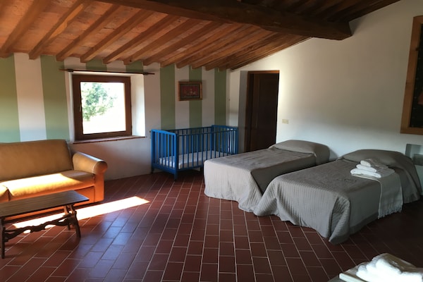 Privézwembad en rust in Chianni: ruim vakantiehuis voor 26 personen - thumbnail 5