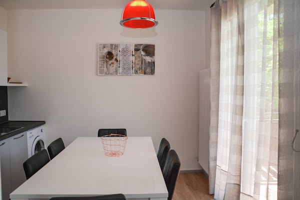 Knus appartement Dromae bij het Ledromeer met zwembad en tuin - thumbnail 4
