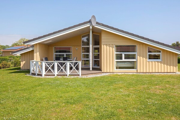 Aan zee: Ruim vakantiehuis met wellness in Grömitz voor 12 personen - thumbnail 3
