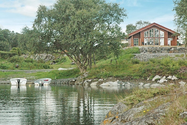 Modern vakantiehuis met zeezicht, sauna en bootverhuur nabij de Atlantische Weg - thumbnail 4