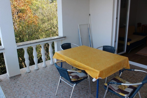 Sv Marija1 Ferienwohnung 7: Aan-zee appartement voor 6 personen in Stara Novalja - thumbnail 4