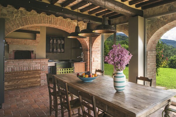 Villa Melograno: Elegante oase met privézwembad in de Toscaanse heuvels bij Arezzo - thumbnail 3