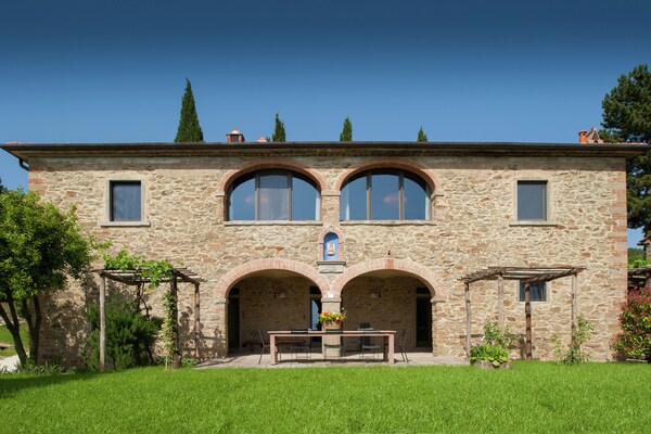 Villa Leo: Elegante villa voor 12 personen in de heuvels van Arezzo - thumbnail 6