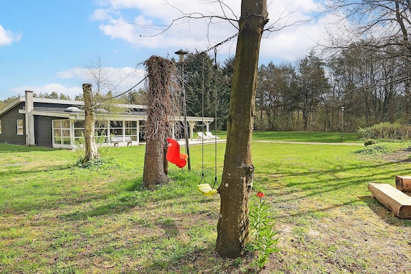 Ruim vakantiehuis in Hals met eigen zwembad en grote tuin - thumbnail 4