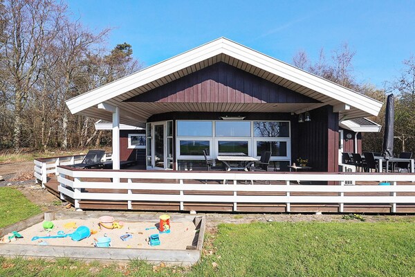 Aan zee: Licht vakantiehuis in Øster Assels voor 7 personen - thumbnail 1