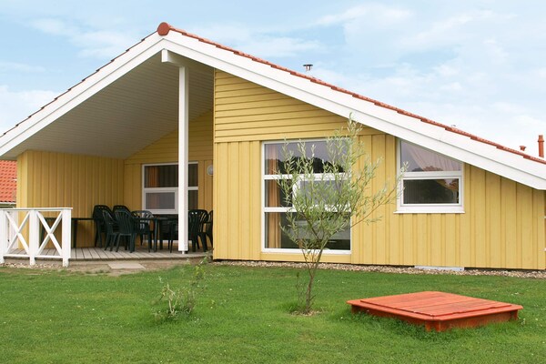 Op 1,5 km van zee: Ruim vakantiehuis in Ottendorf voor 12 personen - thumbnail 4