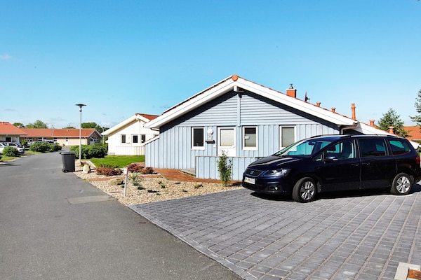 Vakantiehuis op 1,5 km van zee in Ottendorf met wellness - thumbnail 2