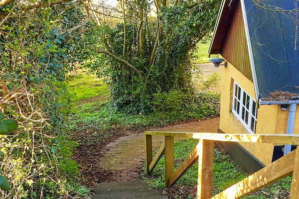 Allergievriendelijk vakantiehuis direct aan de Aabenraa Fjord met privéstrand - thumbnail 1