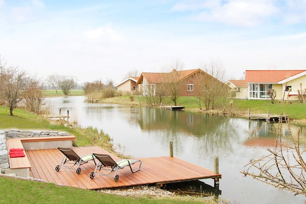 Deens vakantiehuis aan het water met steiger, sauna en whirlpool - thumbnail 4