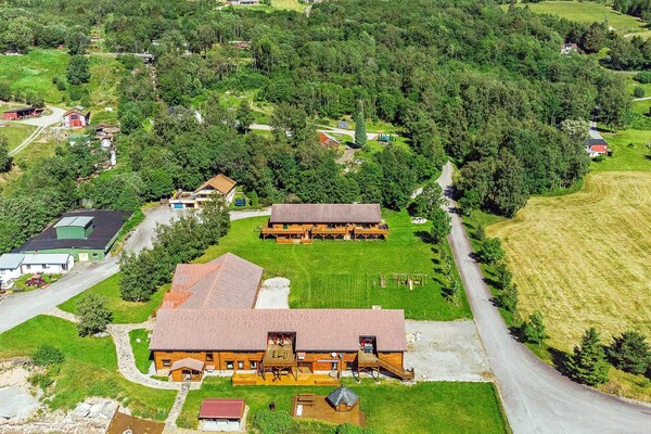 Op 1,5 km van de piste: Vakantiehuis in Eidsvåg voor 6 personen - thumbnail 3