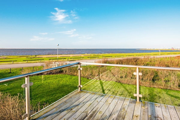 Prachtig vakantiehuis op 50 meter van de Ringkøbing Fjord met sauna en whirlpool - thumbnail 6