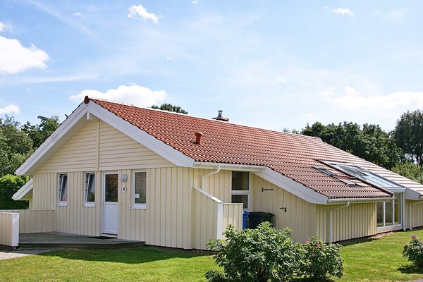 Op 1,5 km van zee: Ruim wellnessvakantiehuis in Ottendorf - thumbnail 3