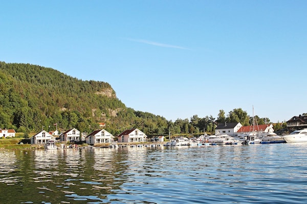 Op 1,0 km van de piste: ruim vakantiehuis in Jelsa voor 12 personen · 250 m² - thumbnail 6