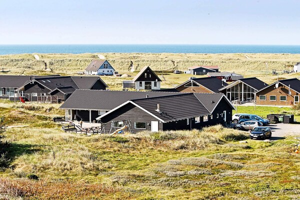 Groot vrijstaand vakantiehuis voor 24 personen met zwembad, 300m van de Noordzee in Harboøre - thumbnail 5
