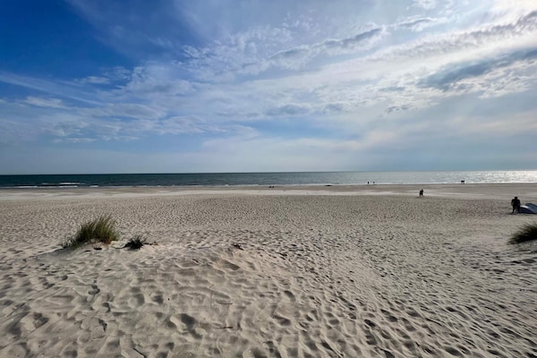 4-persoons vakantiehuis in Blåvand op 1,5 km van de zee - thumbnail 5